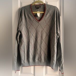 Brooks Brothers Gray and Red V-Neck Argyle Sweater 100% Wool